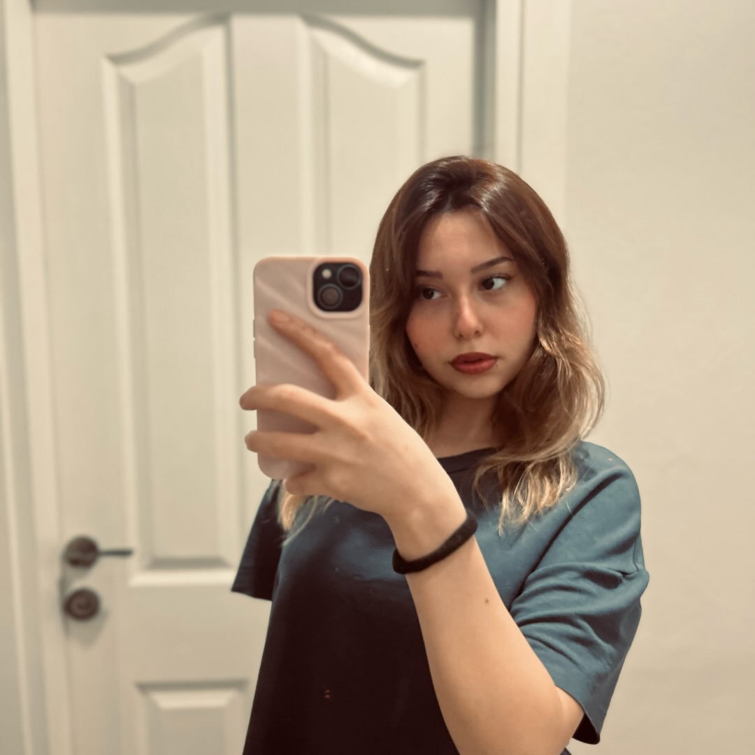 Instagram Profilbild von eceesrc0
