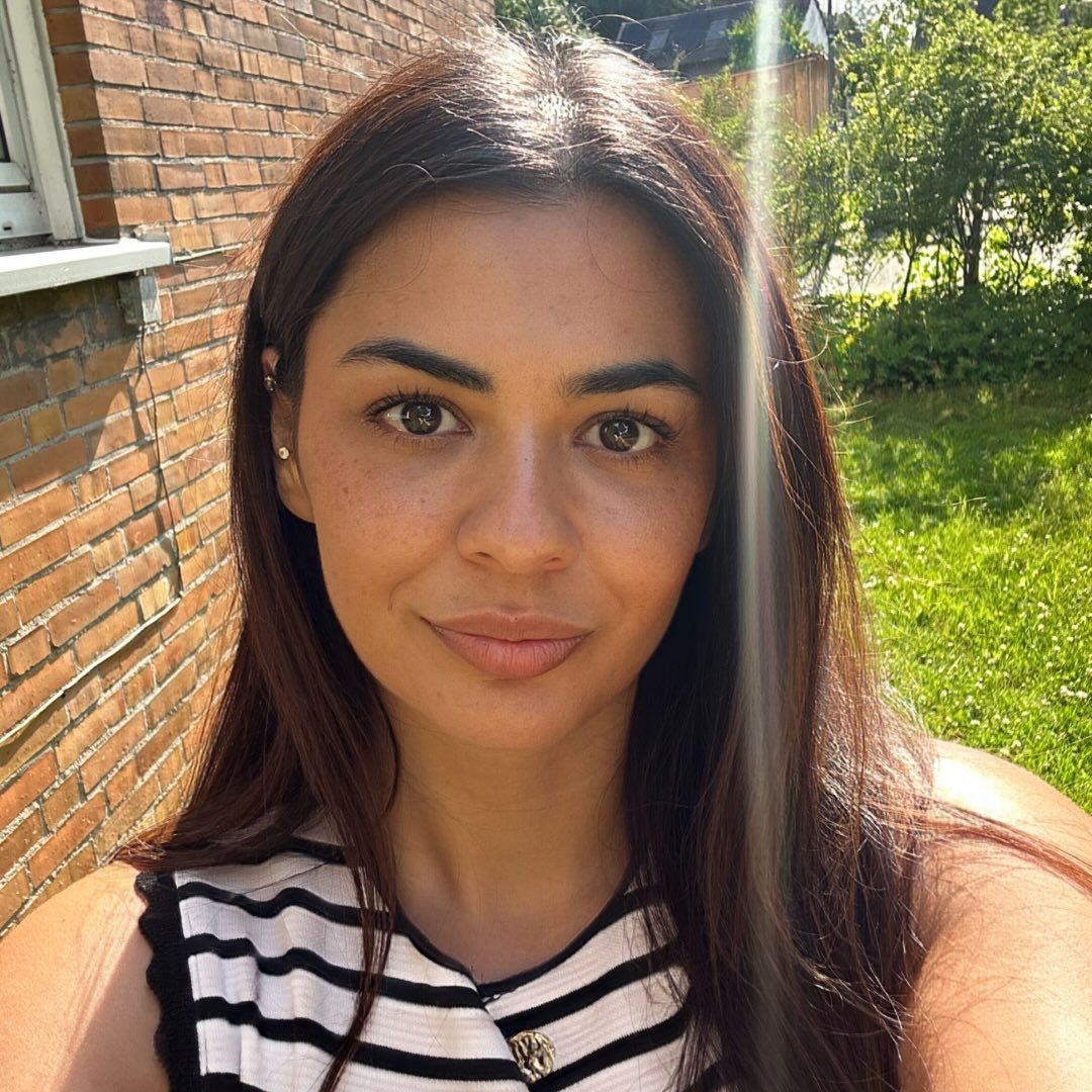 Instagram Profilbild von mona.dorabad