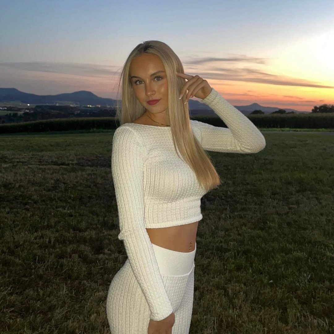 Instagram Profilbild von julia2562010