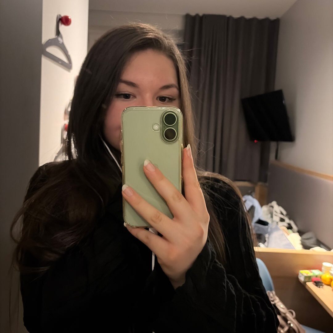 Instagram Profilbild von redheartscars