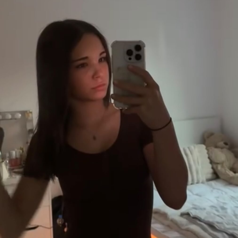 Instagram Profilbild von prvtt.m1na07