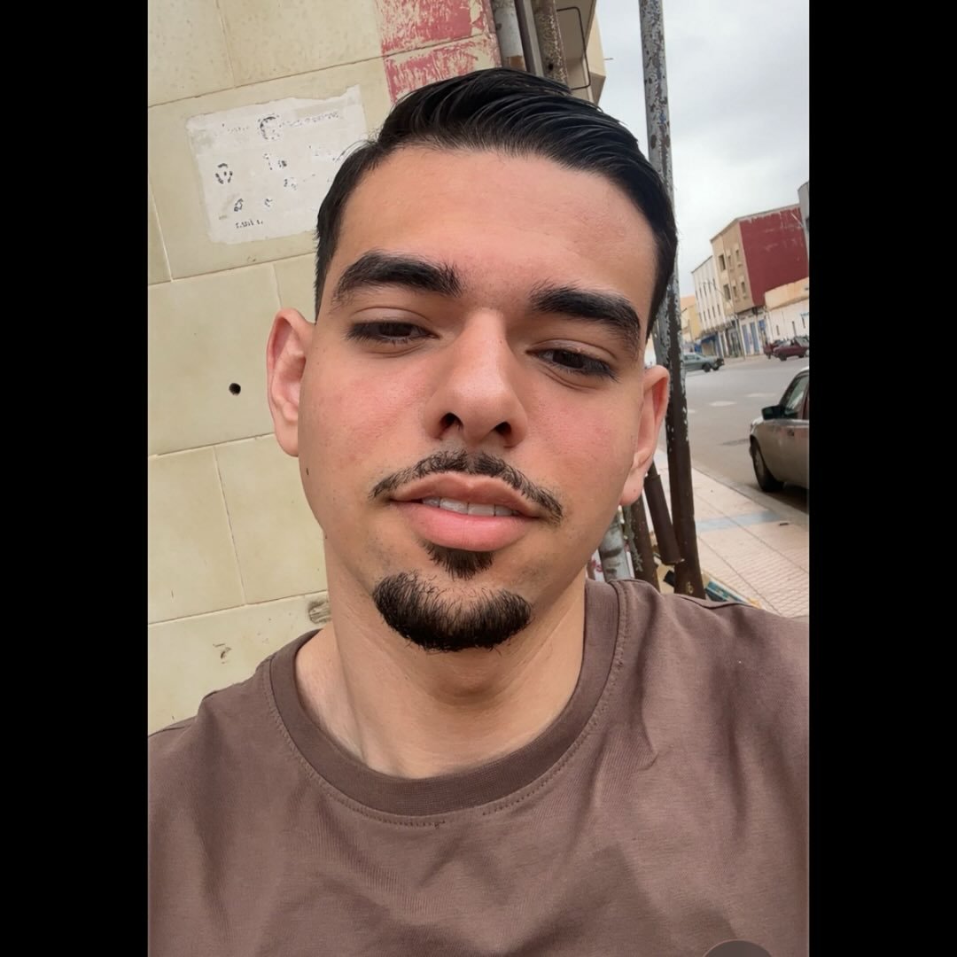 Instagram Profilbild von charaf_931