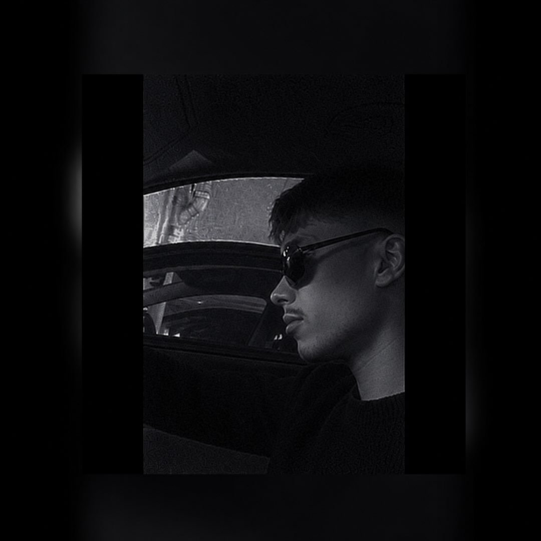 Instagram Profilbild von r.cbnn