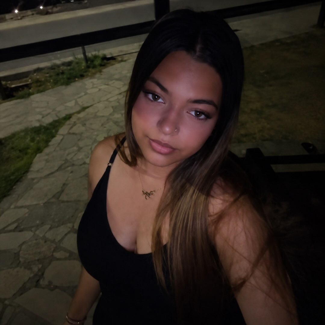Instagram Profilbild von far1ye65_