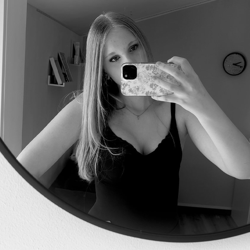 Instagram Profilbild von laura_stn12
