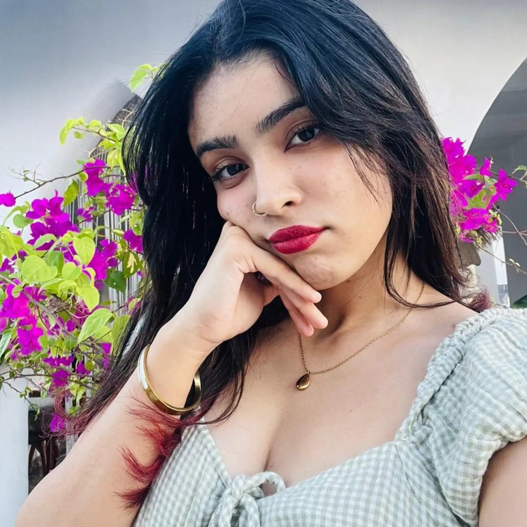 Instagram Profilbild von _p__a__v__i__