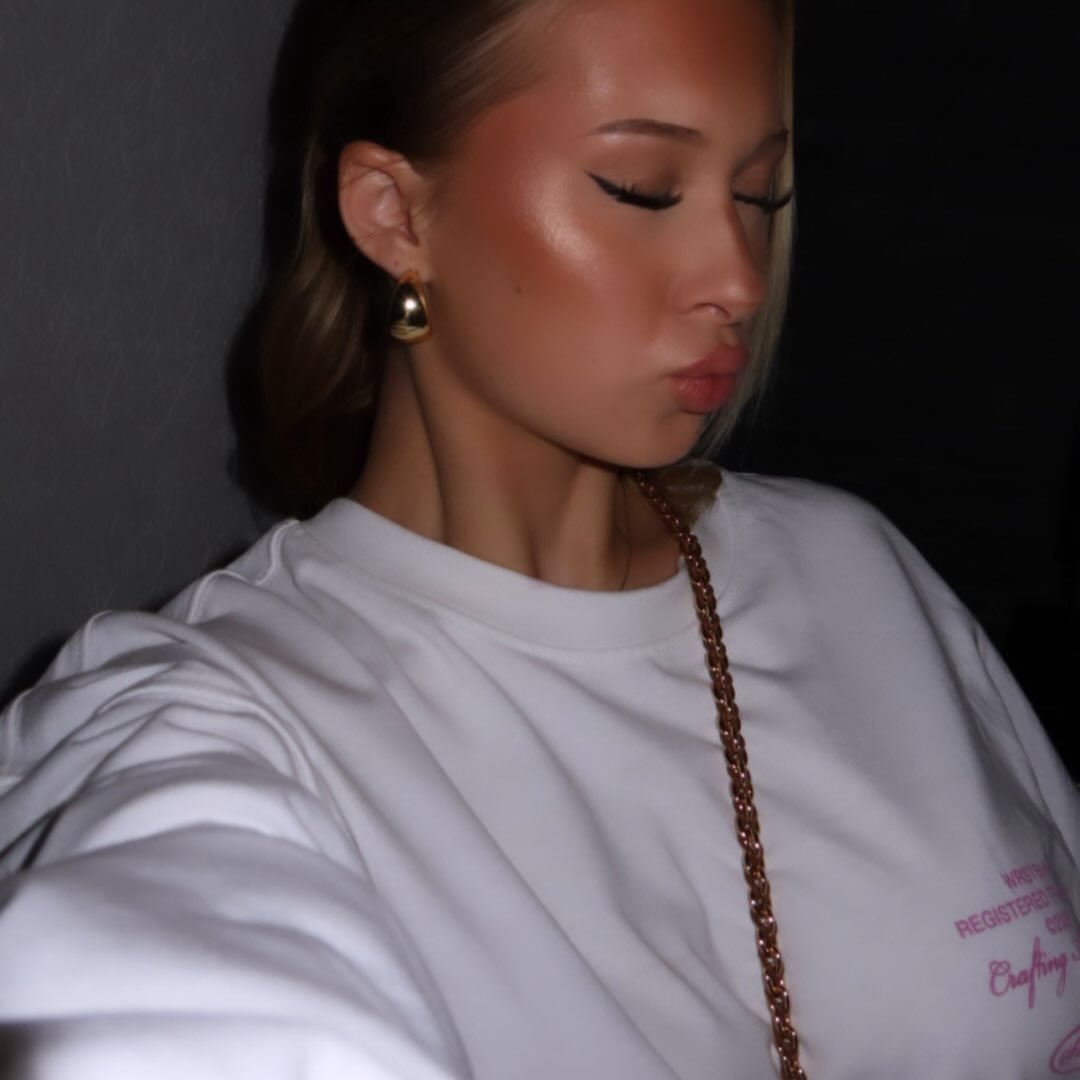 Instagram Profilbild von 22.alinaa