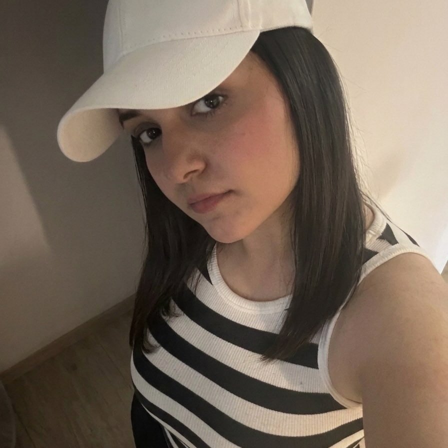 Instagram Profilbild von famanurqw