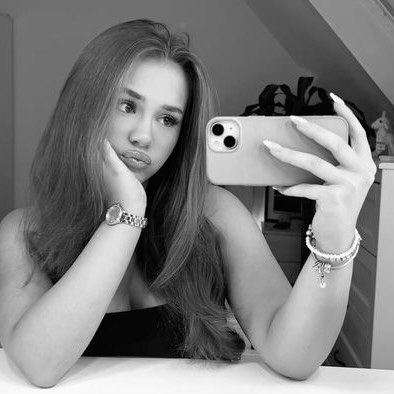 Instagram Profilbild von userr879._