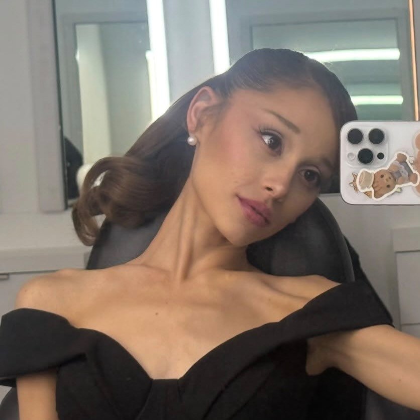 Instagram Profilbild von arianagrande