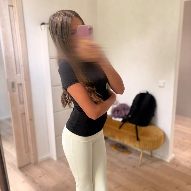 Instagram Profilbild von ella.prvt58