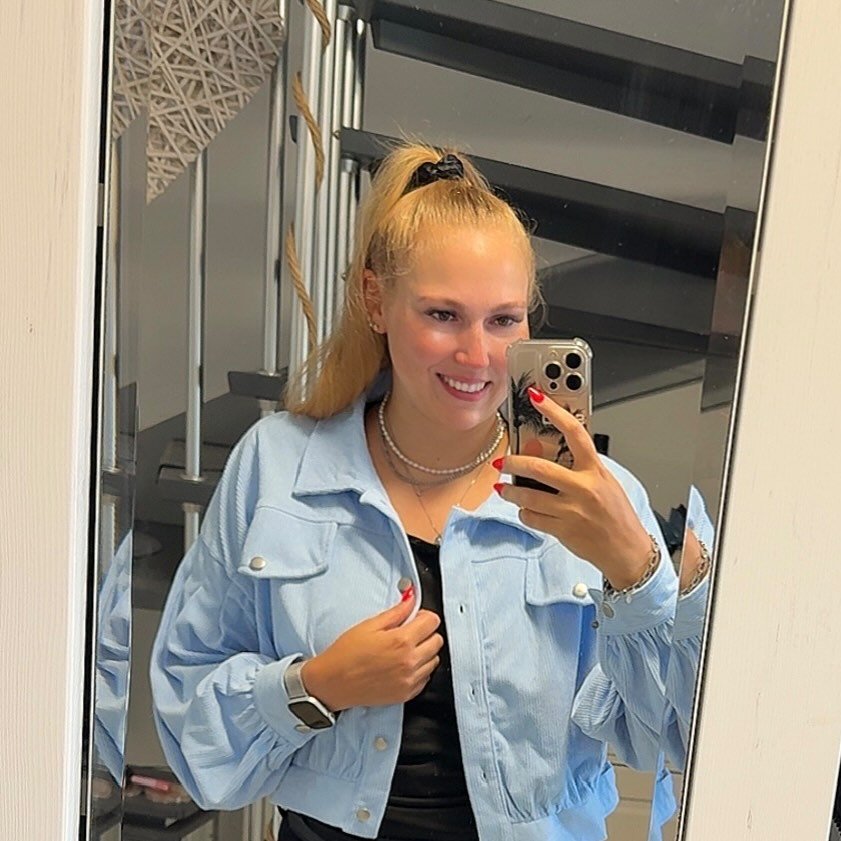 Instagram Profilbild von jani_ne302