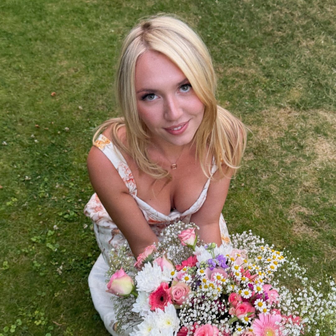 Instagram Profilbild von carla__hel