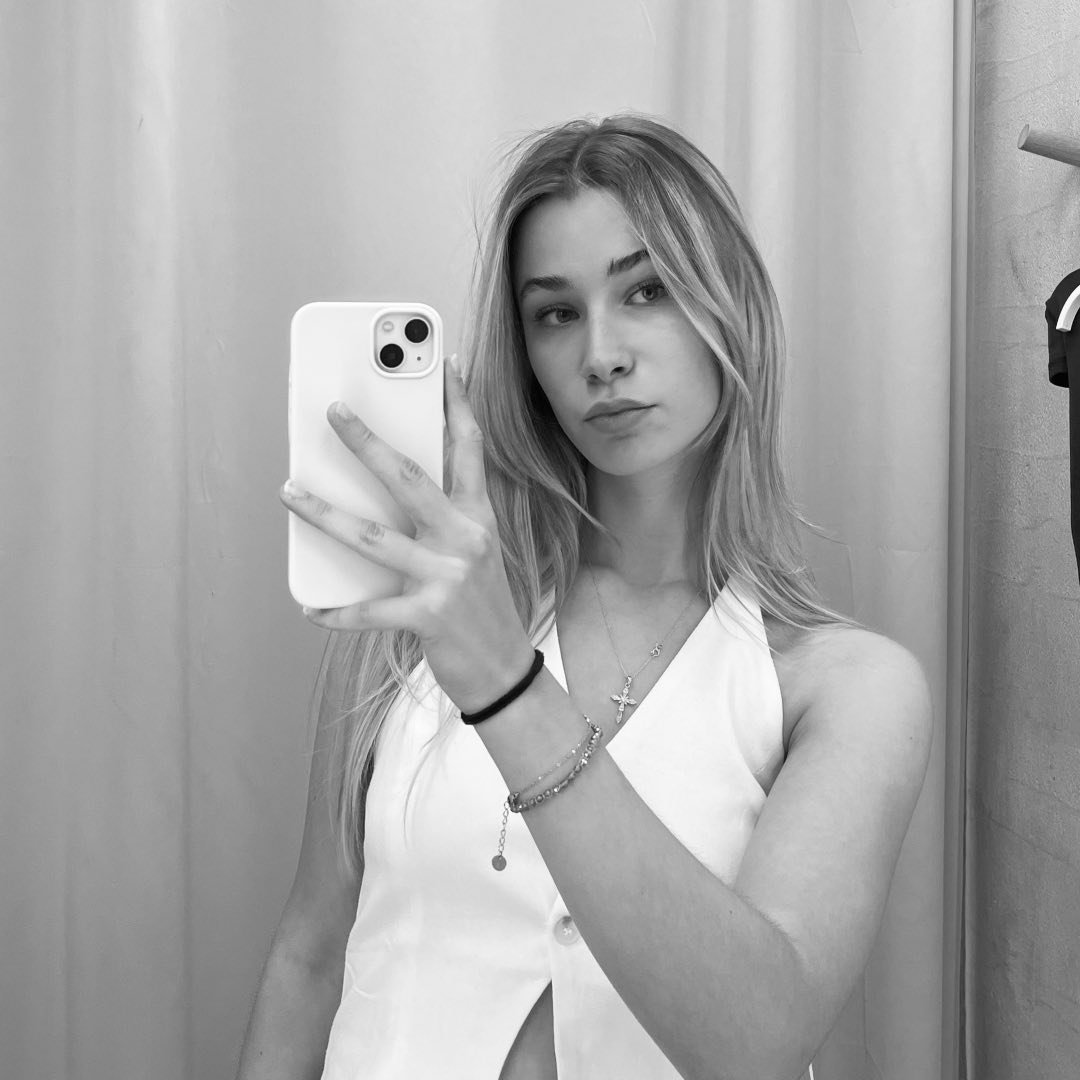 Instagram Profilbild von lara_shrr