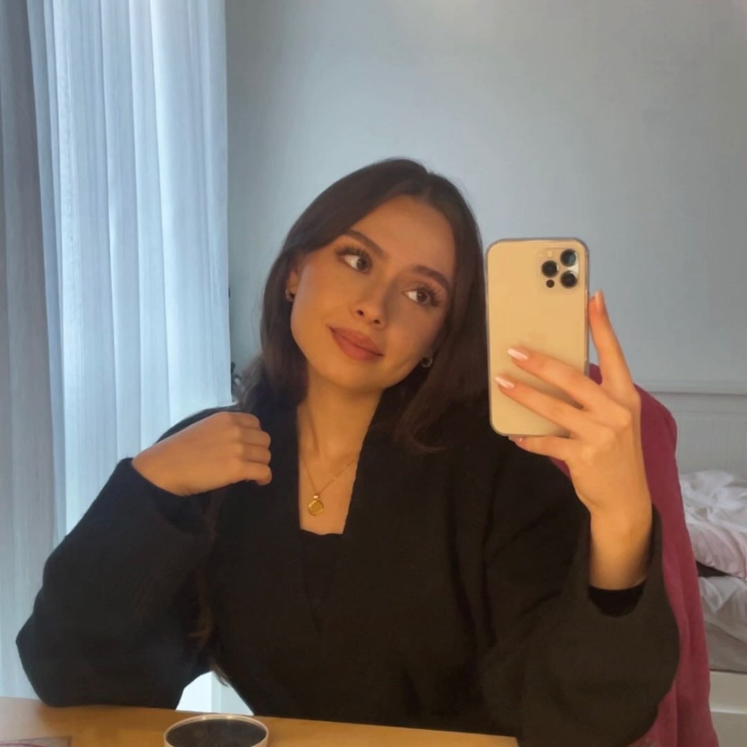 Instagram Profilbild von valbona_.a