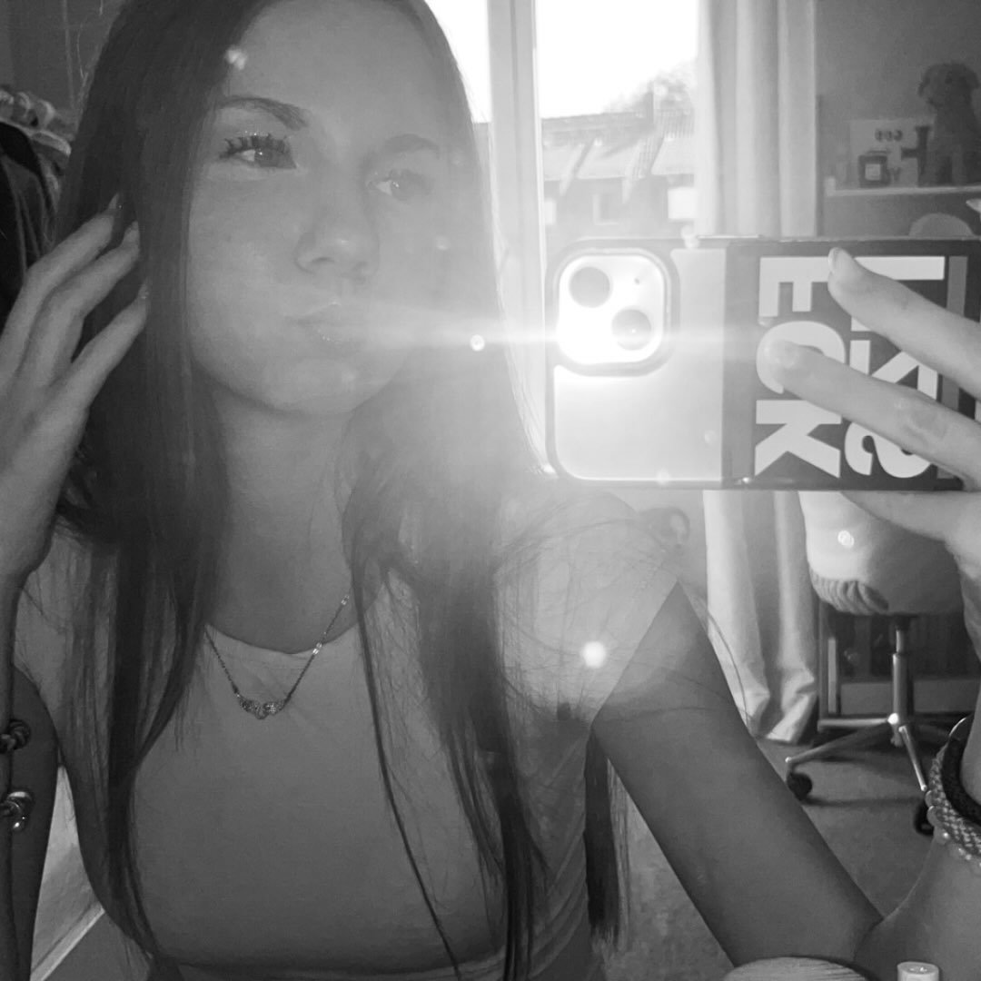 Instagram Profilbild von helenaa_wlk