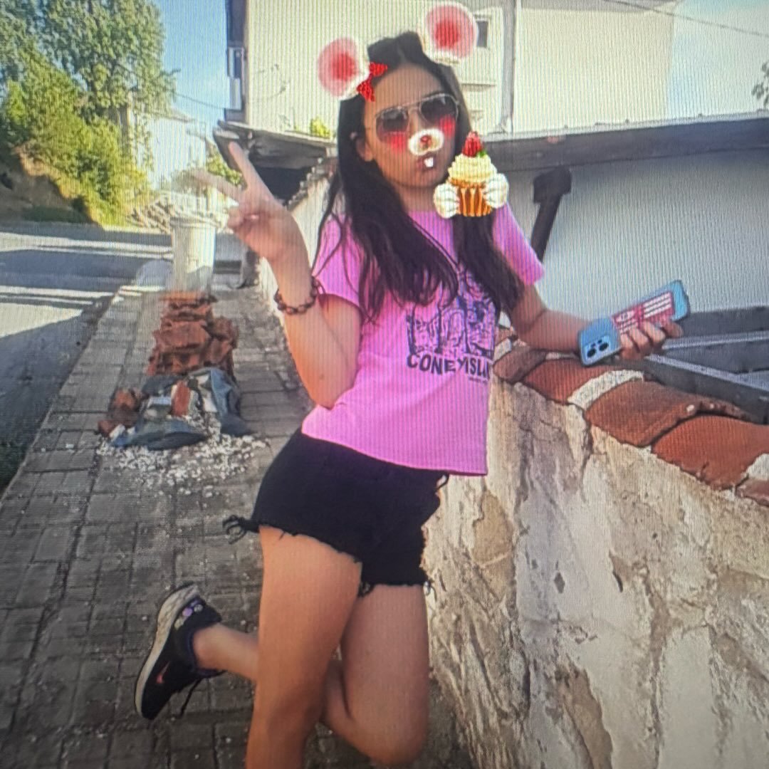 Instagram Profilbild von prv_to_na_moni