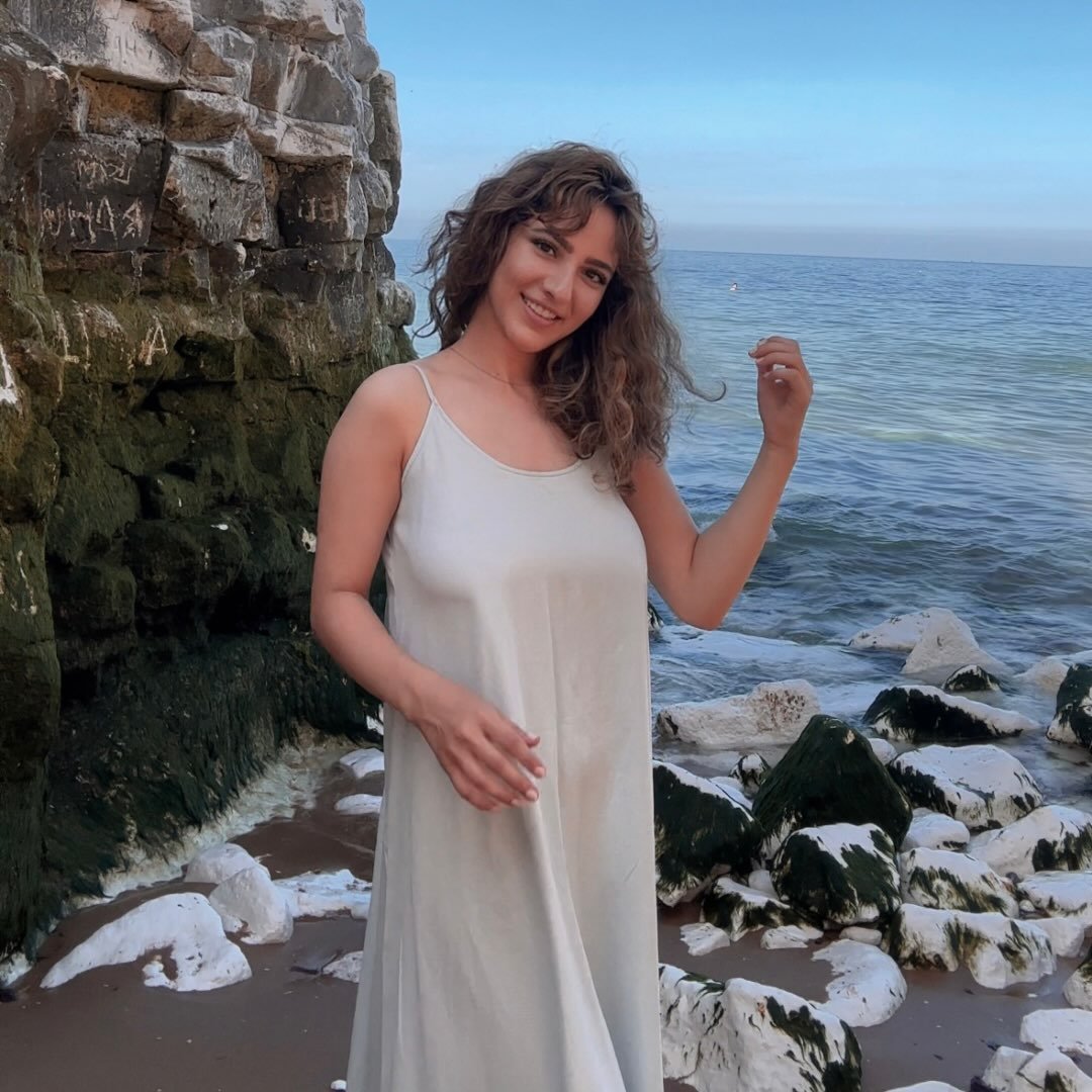 Instagram Profilbild von ameriniahasti