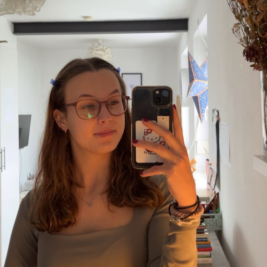 Instagram Profilbild von antonia._.sch