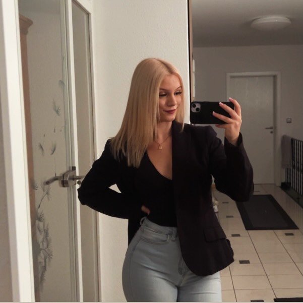 Instagram Profilbild von charleeeeenn