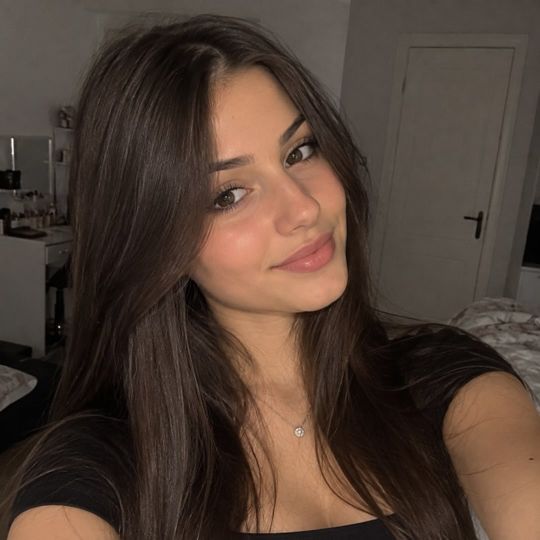 Instagram Profilbild von andreea_trentea09