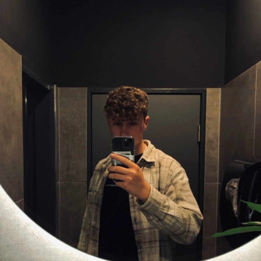 Instagram Profilbild von simonwagner_