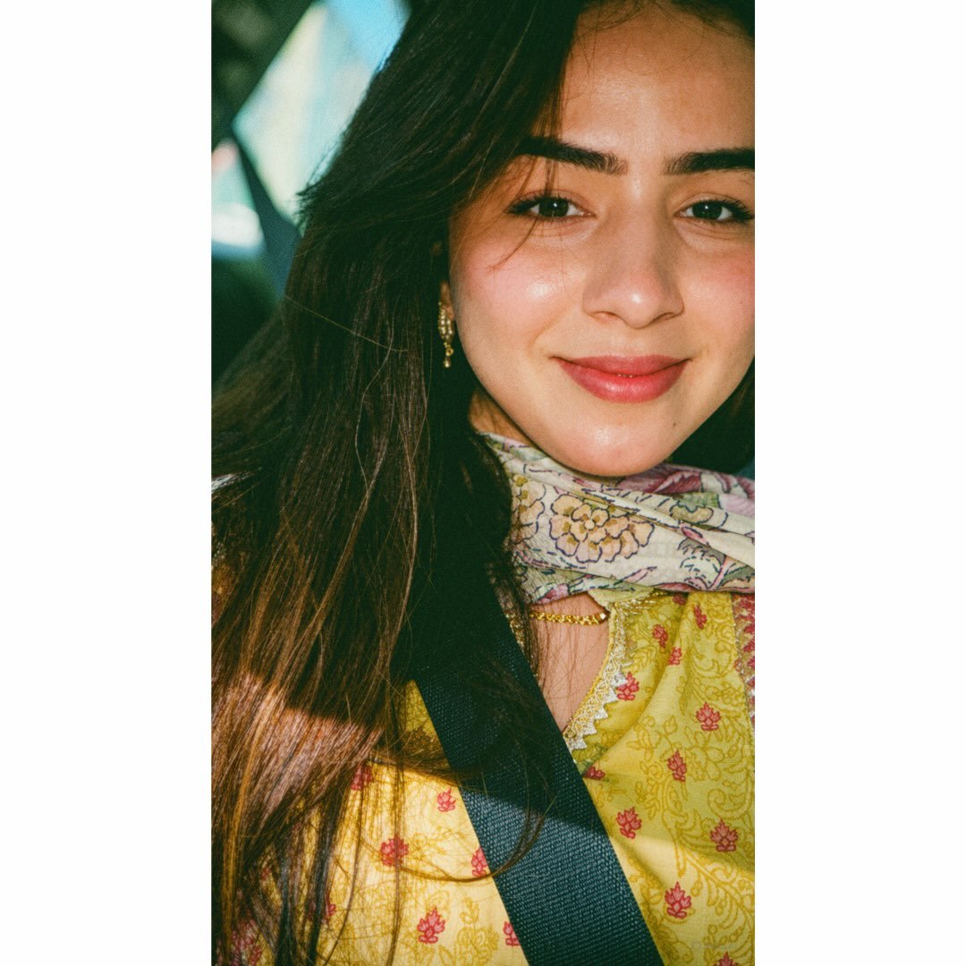 Instagram Profilbild von hafsaadeel409