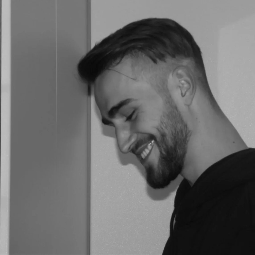 Instagram Profilbild von momomoment_mal