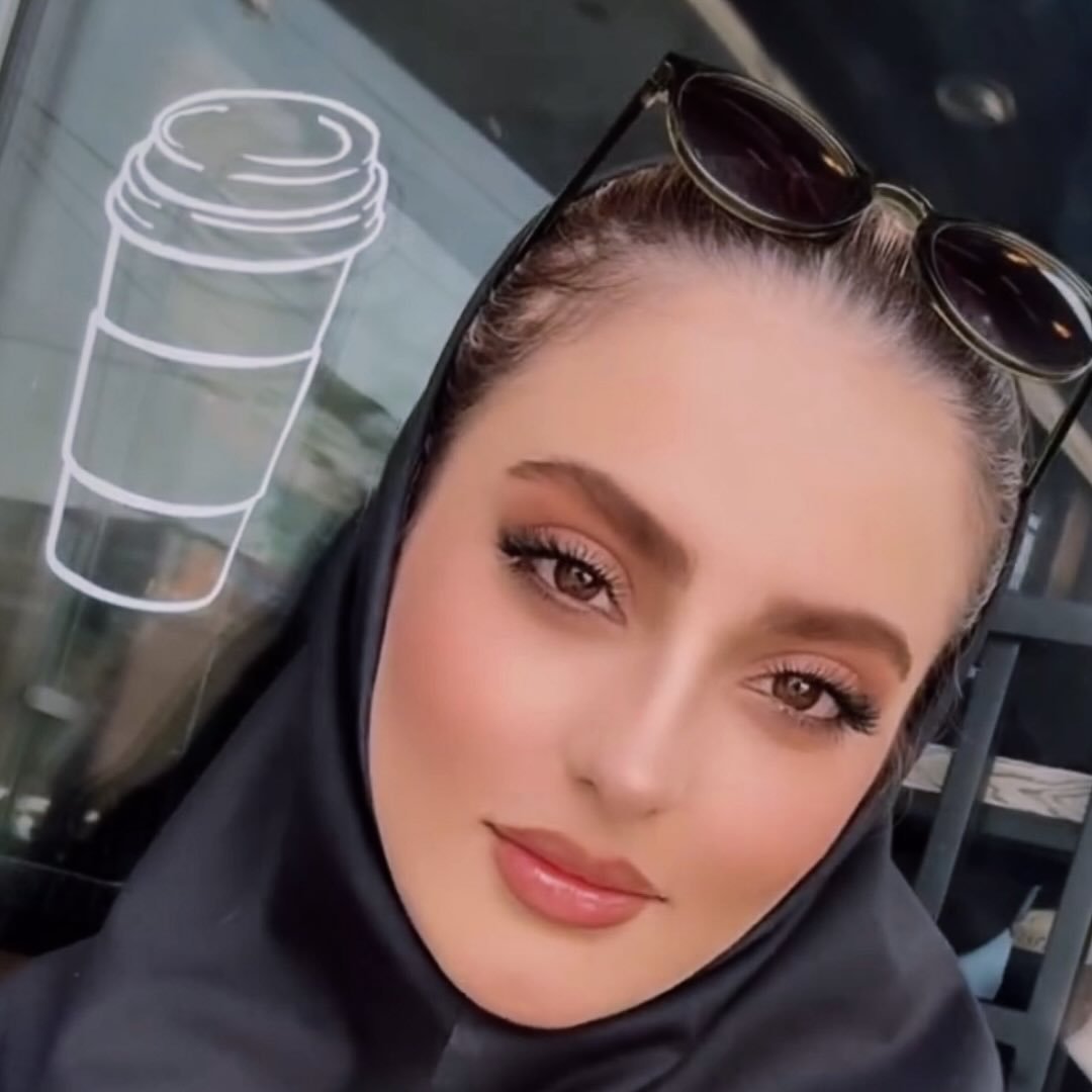 Instagram Profilbild von parmida_sezavar