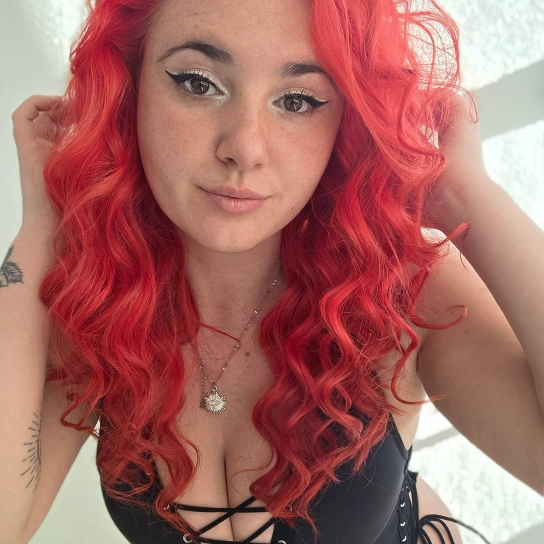 Instagram Profilbild von redheadvane