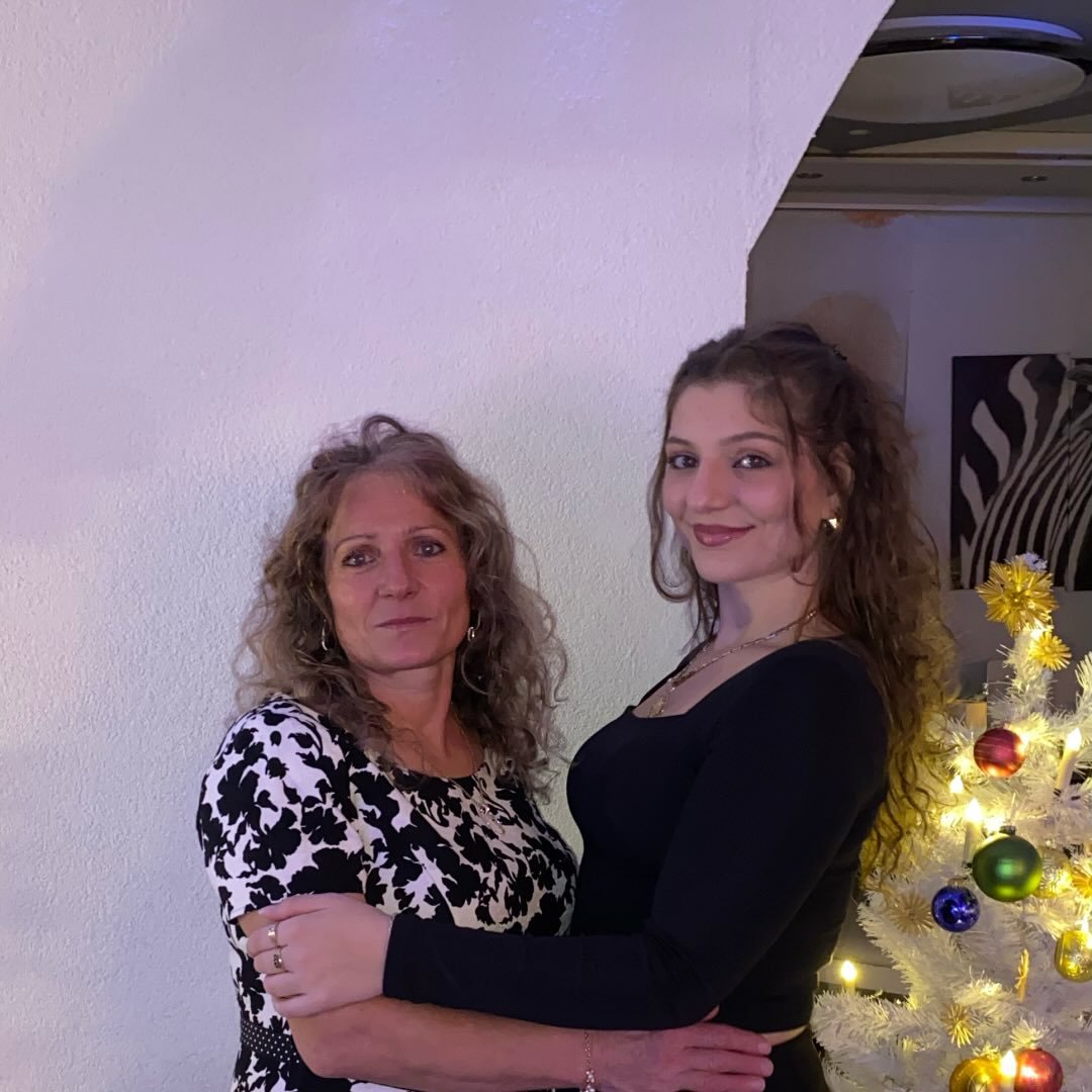 Instagram Profilbild von shpresaaath