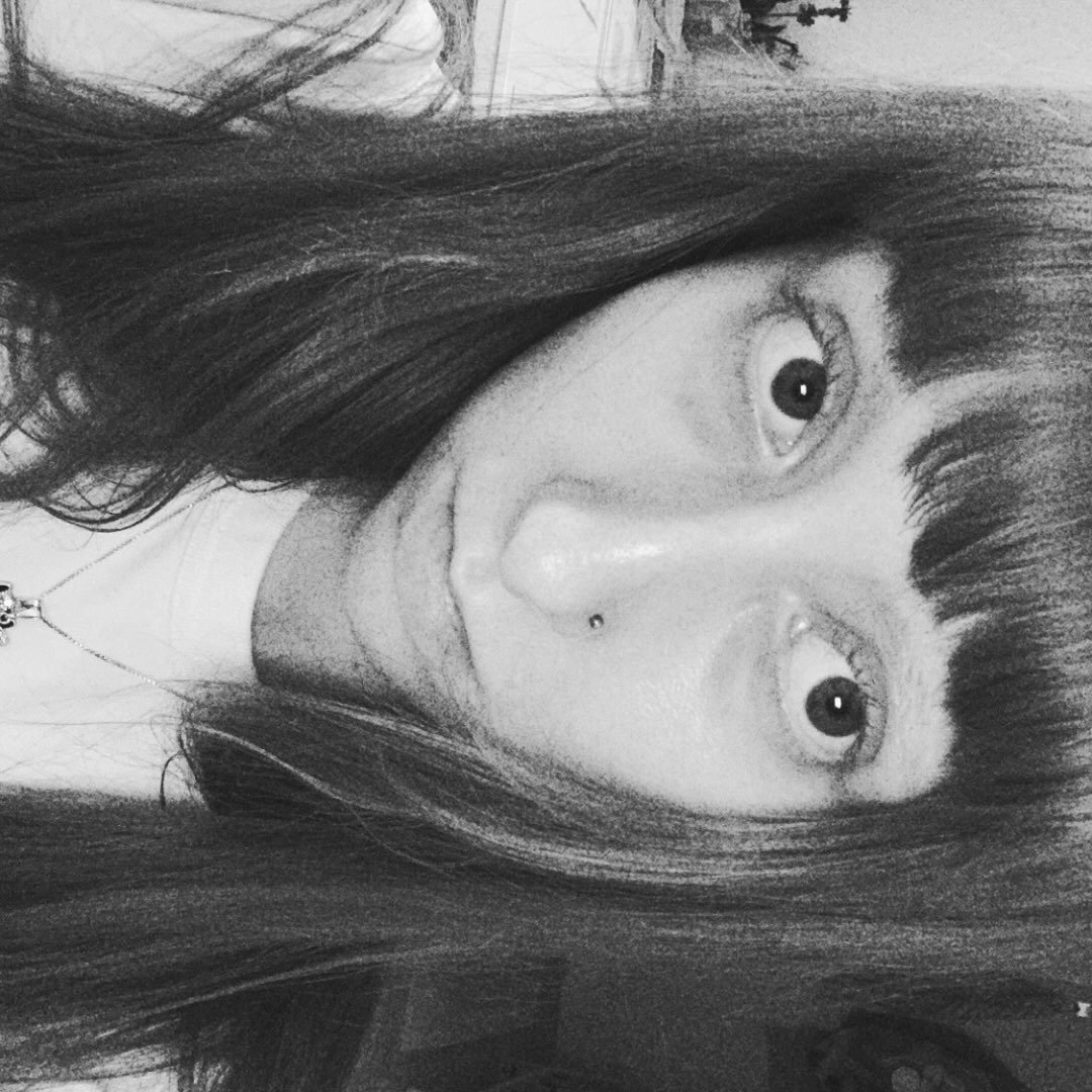Instagram Profilbild von 3l3niiii