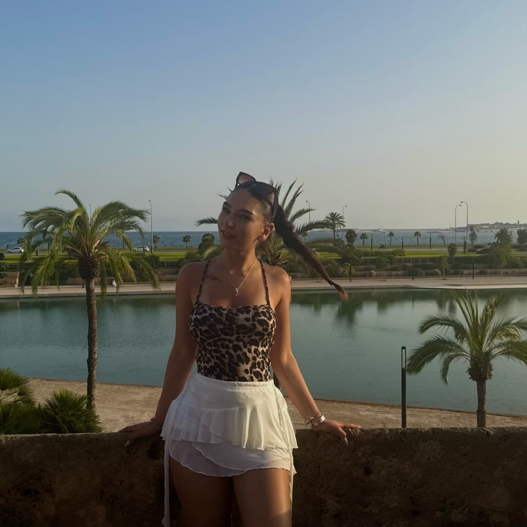 Instagram Profilbild von alina.yllmzz