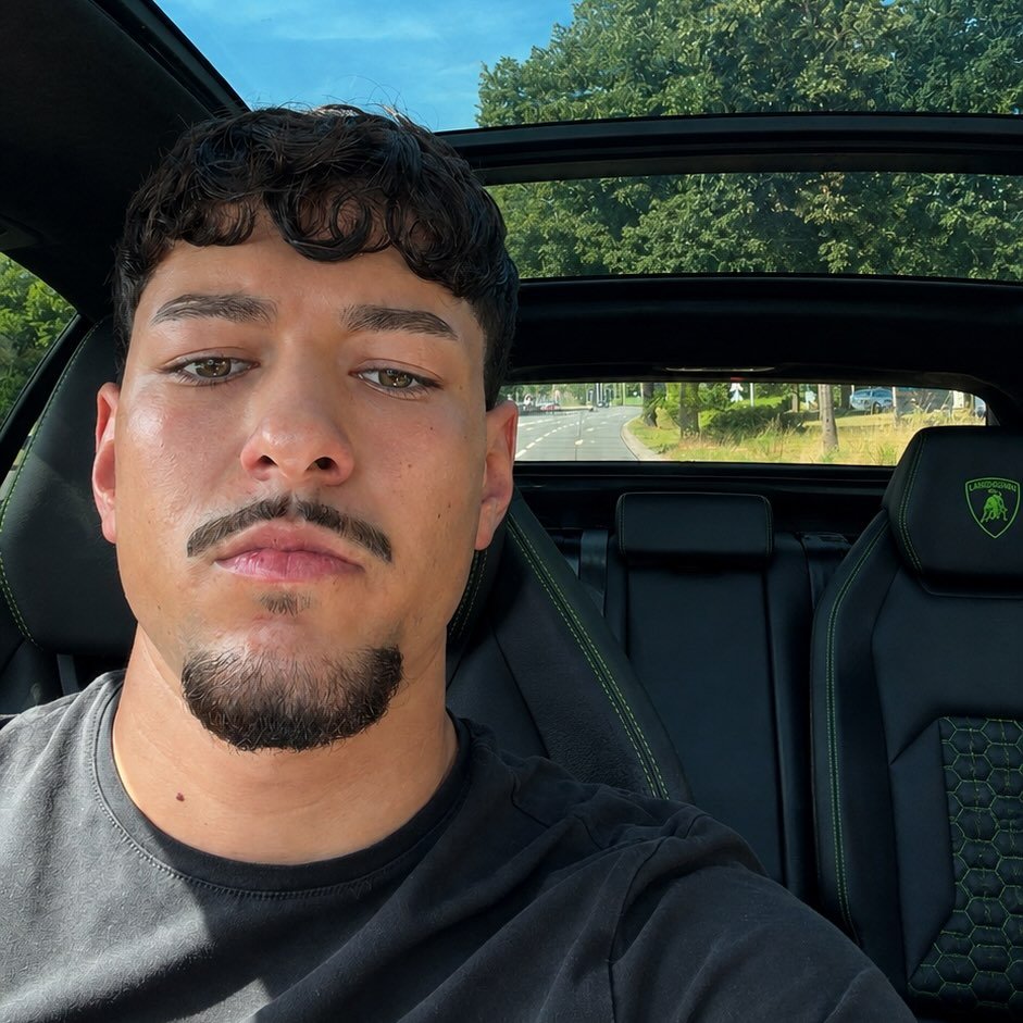 Instagram Profilbild von omqr.klyc