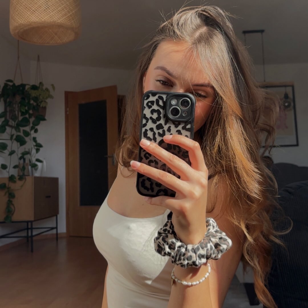 Instagram Profilbild von jette_hlr