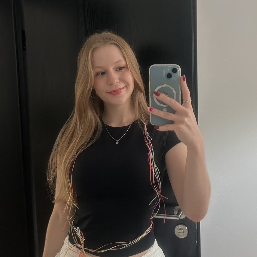 Instagram Profilbild von ninaa.zbk