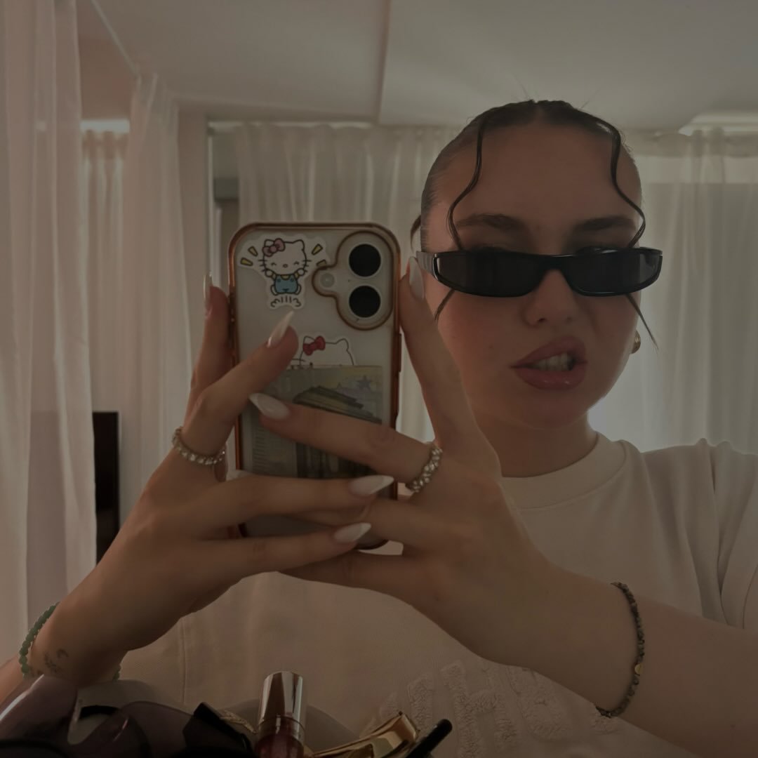 Instagram Profilbild von lilli___hbl