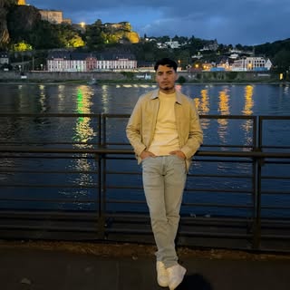 Instagram Profilbild von denizakcicek_