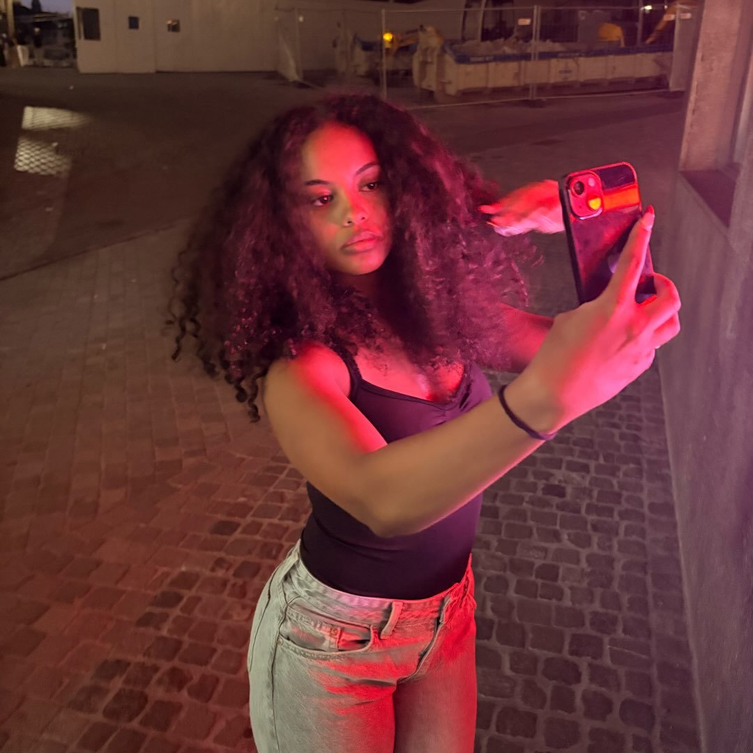 Instagram Profilbild von _.l.xa