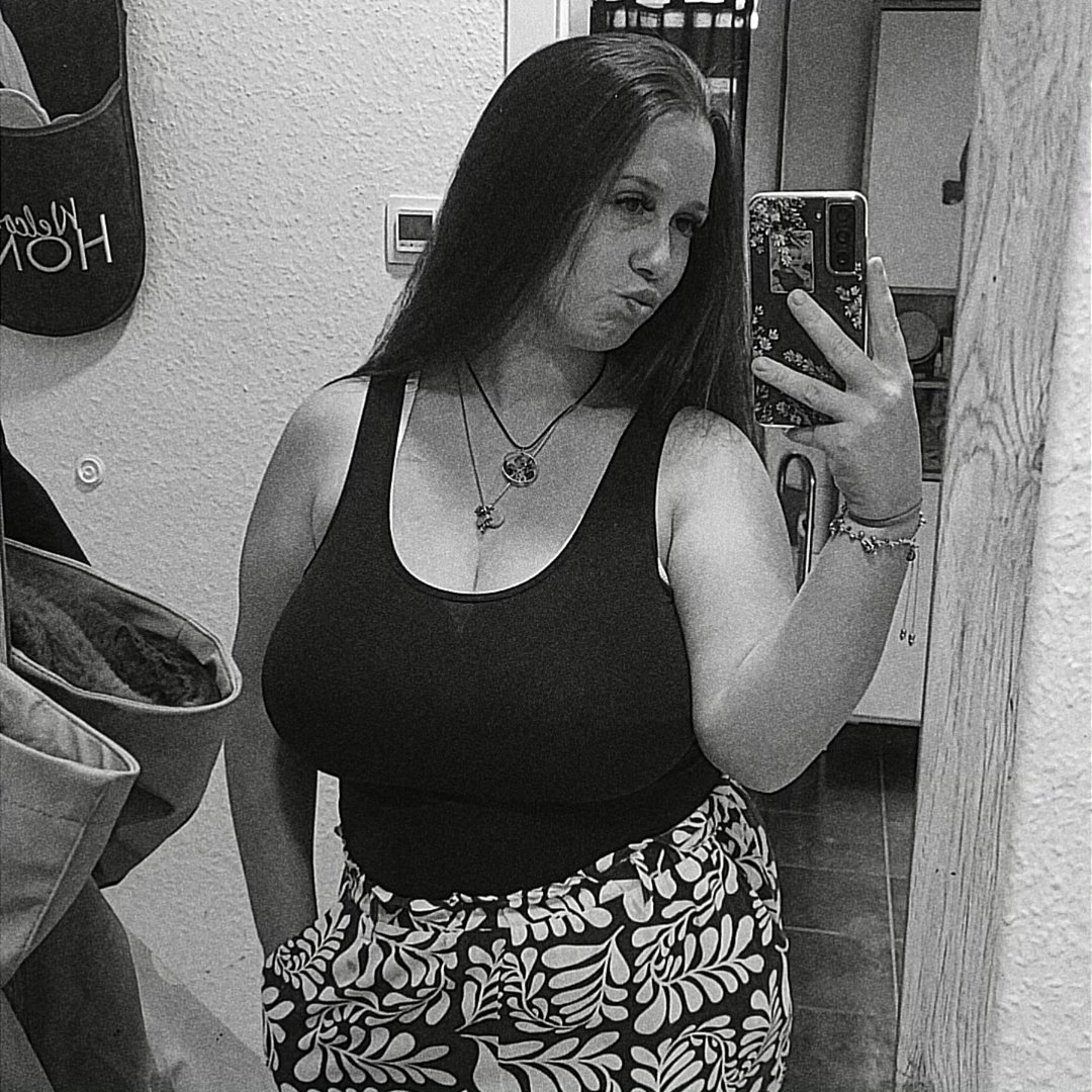 Instagram Profilbild von lauraaaa.shtr