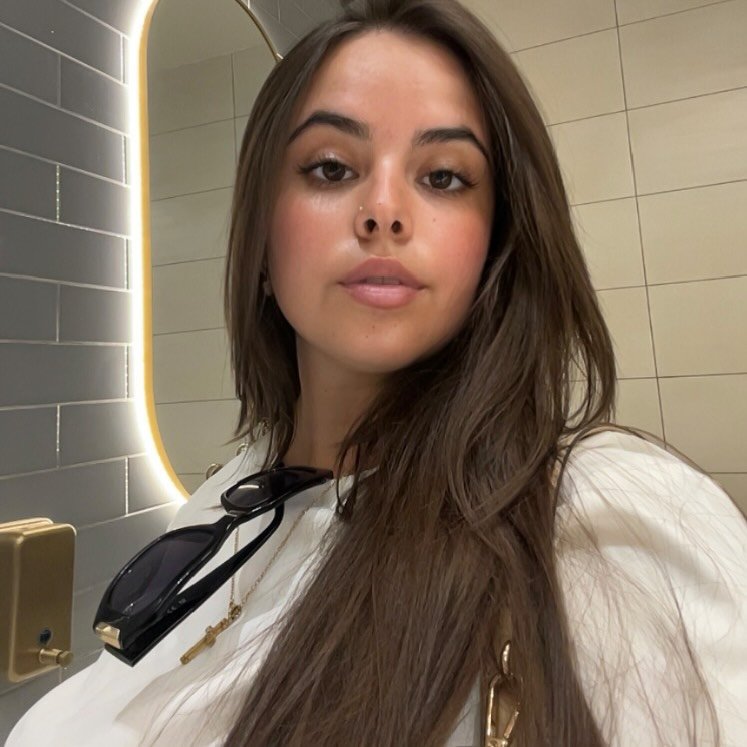 Instagram Profilbild von cxiara96