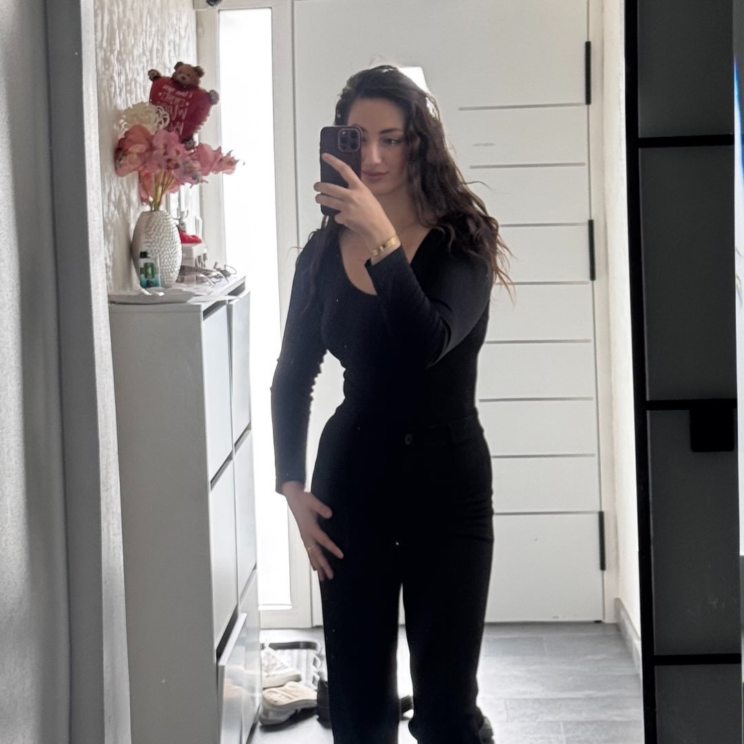 Instagram Profilbild von elona_adm