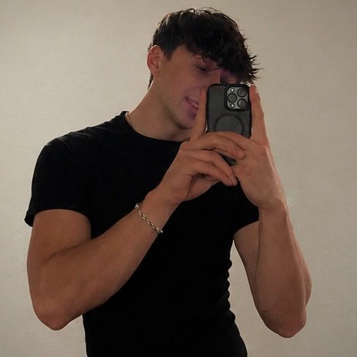 Instagram Profilbild von yves_21_