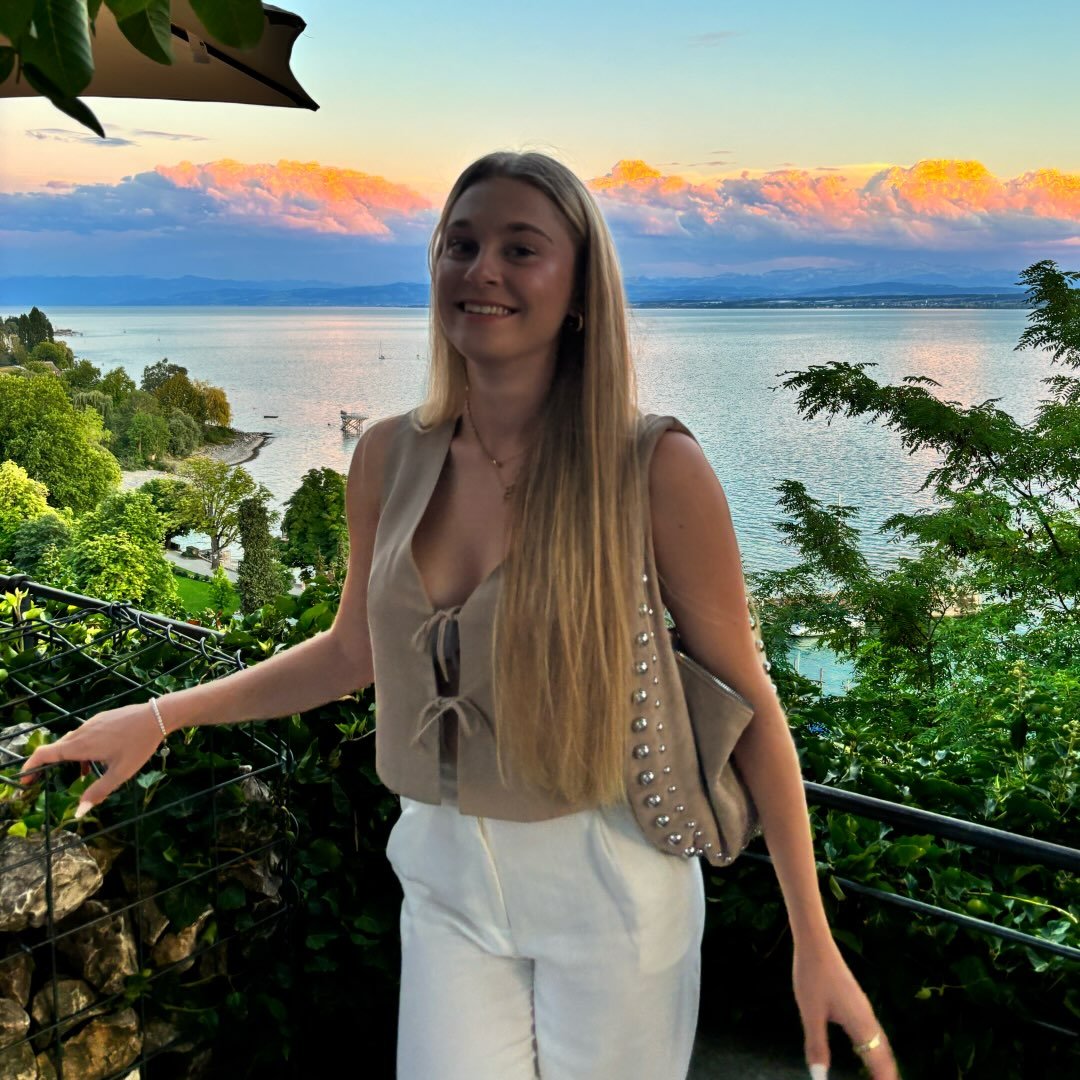 Instagram Profilbild von _ni_na_schweizer