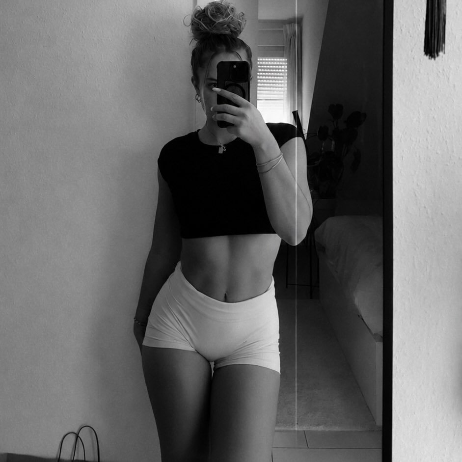 Instagram Profilbild von _hennah_lbgr_
