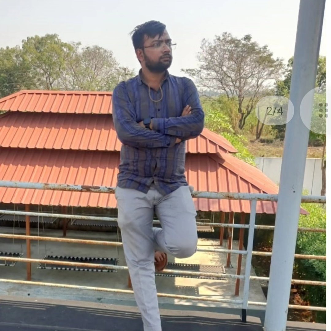 Instagram Profilbild von bhaveshviradiya8083