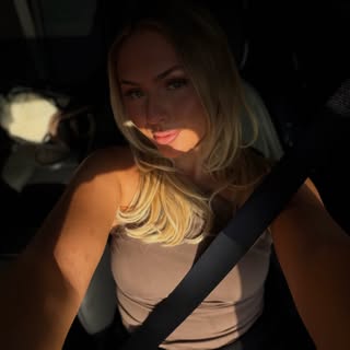 Instagram Profilbild von erjona_krsn