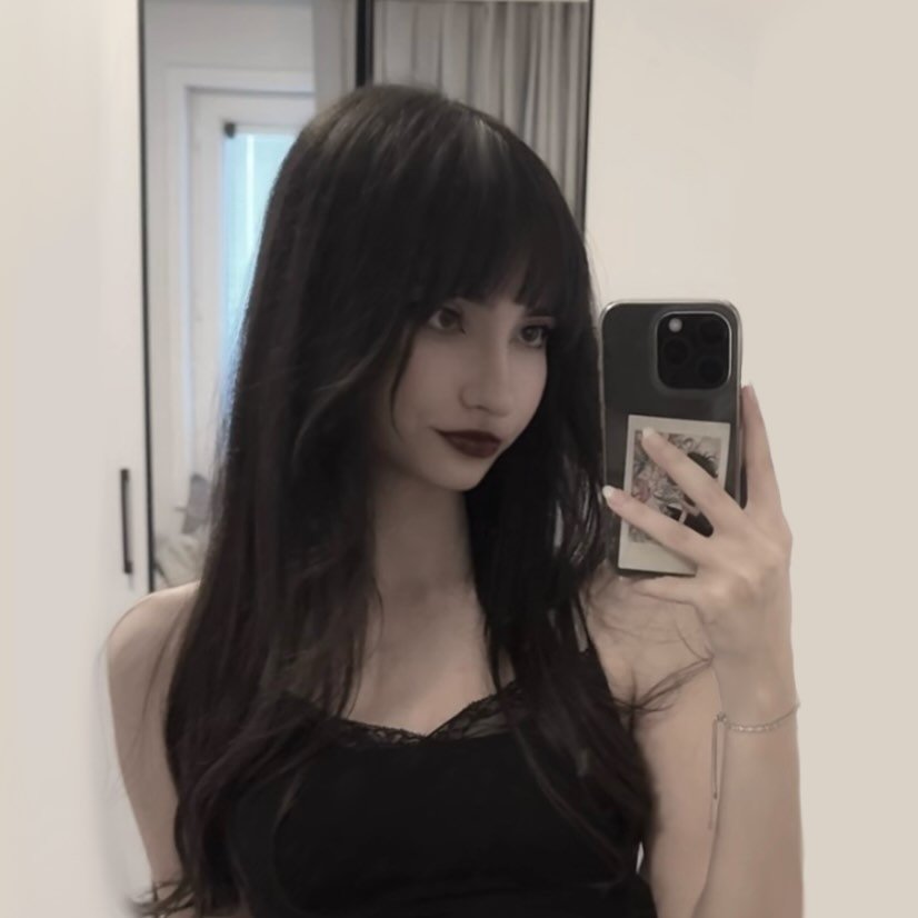 Instagram Profilbild von deniz_brsl