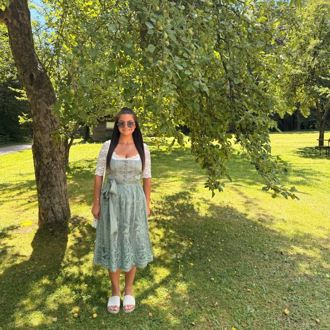 Instagram Profilbild von rebeccafruechtl