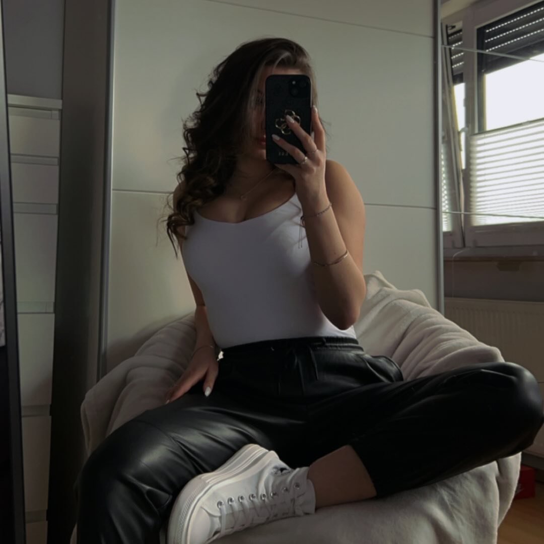 Instagram Profilbild von helena_hnk